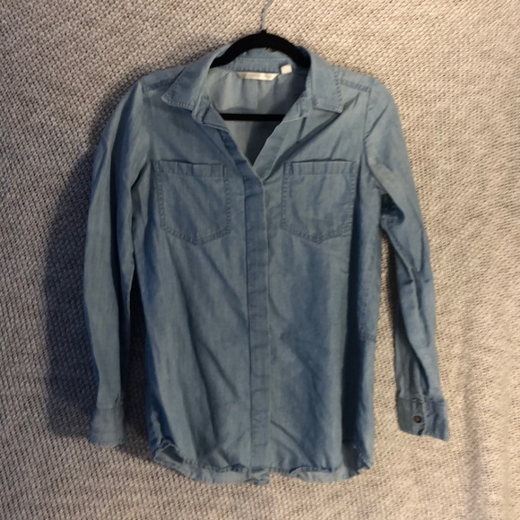 LC Lauren Conrad Tops - Lauren Conrad Soft Denim Long Sleeve Top